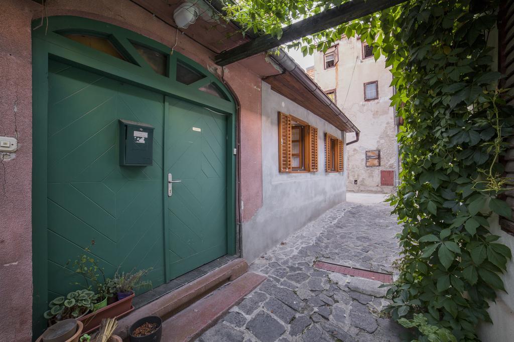 Апартаменты Gornji Grad Apartman Загреб Экстерьер фото